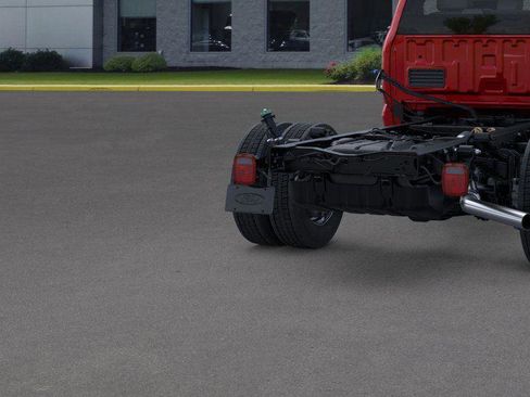 New 2026 Ford F550 XLT image 21