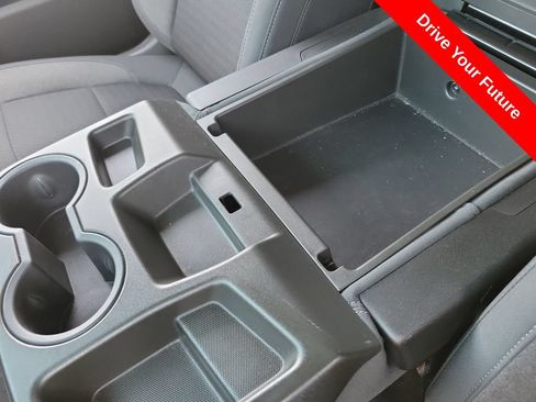 Used 2021 Chevrolet Silverado 1500 LT RWD image 15