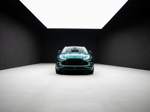 Used 2023 Aston Martin DBX AWD/4WD image 91