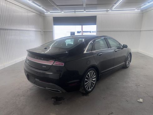 Used 2017 Lincoln MKZ Premiere image 5