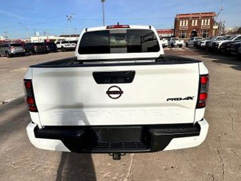 Certified 2024 Nissan Frontier PRO-4X w/ Pro Premium Package image 9