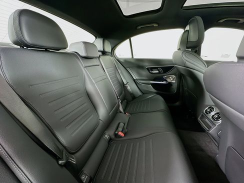 Certified 2025 Mercedes-Benz C 300 4MATIC Sedan image 35
