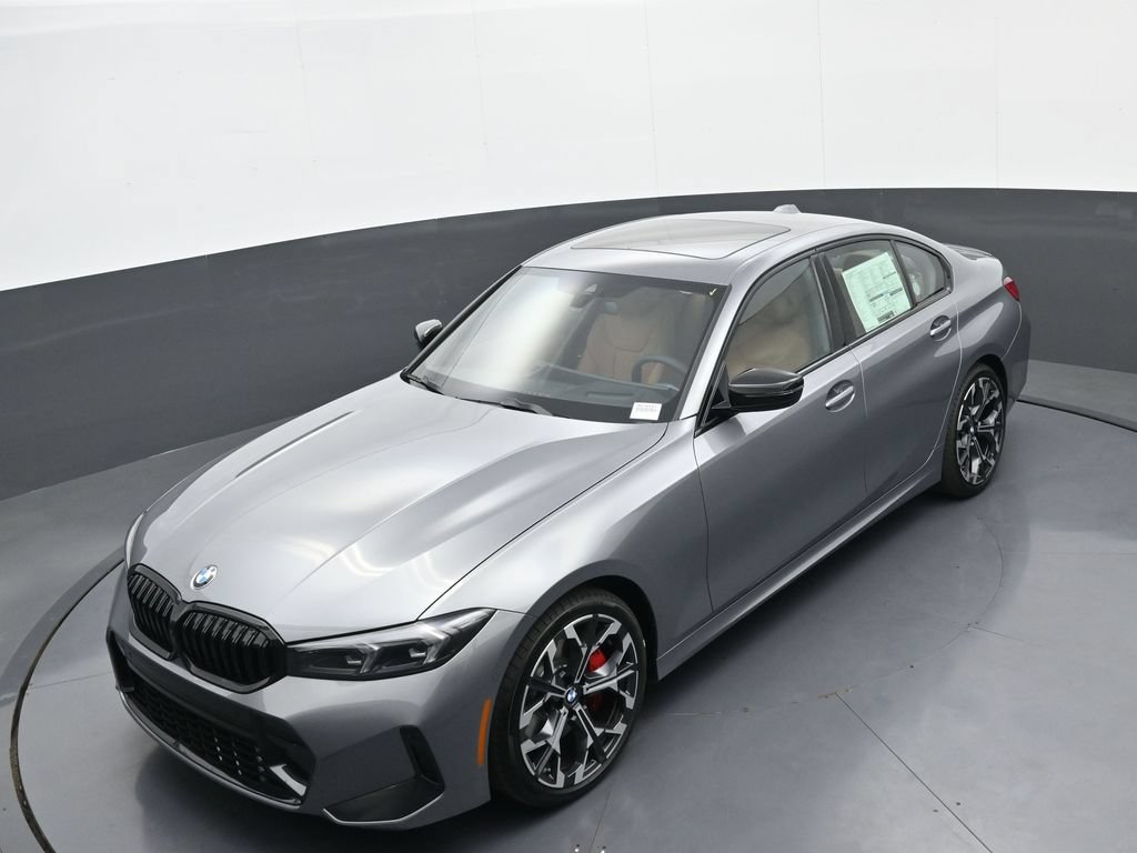 New 2026 BMW 330i xDrive Sedan w/ M Sport Package AWD/4WD image 32