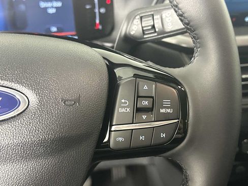 Used 2025 Ford Escape SE FWD image 29