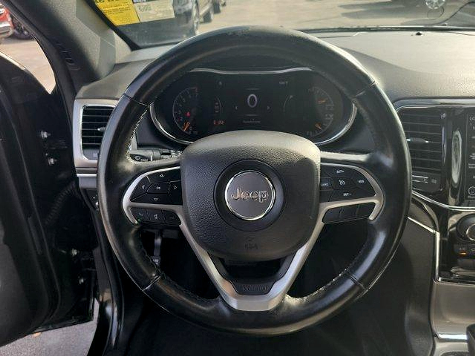 Used 2020 Jeep Grand Cherokee Limited RWD image 28