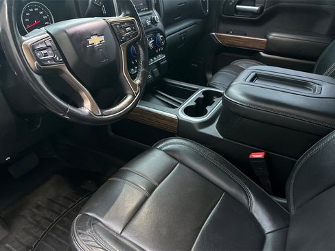 Used 2021 Chevrolet Silverado 1500 High Country w/ Technology Package image 11