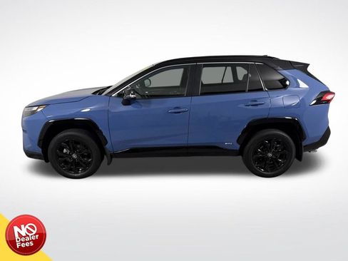 Used 2024 Toyota RAV4 XSE AWD/4WD image 7