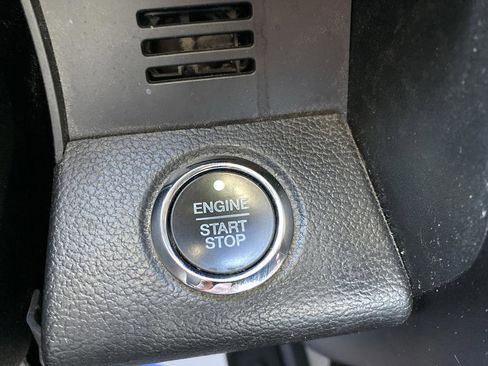 Used 2019 Ford Expedition Limited image 36