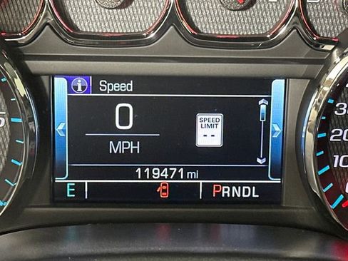 Used 2018 Chevrolet Silverado 1500 LTZ Z71 w/ Centennial Edition image 18