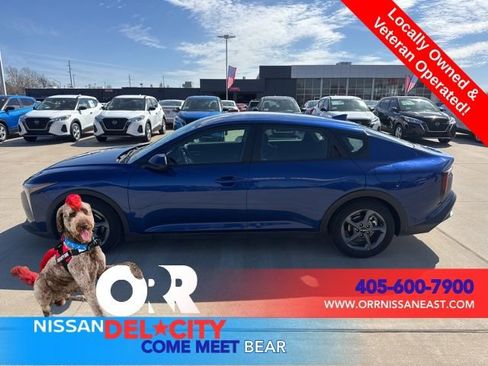 Used 2025 Kia K4 FWD image 2