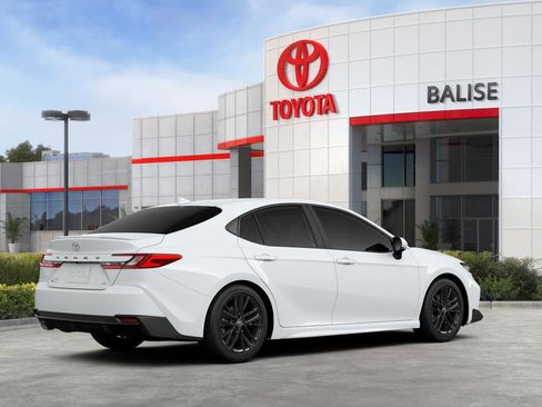 New 2026 Toyota Camry SE image 10