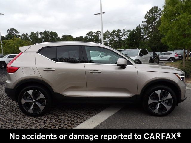 Certified 2024 Volvo XC40 B5 Plus w/ Climate Package AWD/4WD image 5