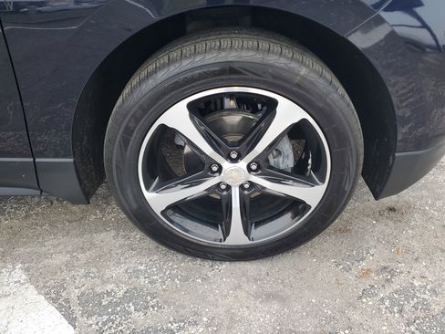 Used 2020 Chevrolet Equinox LT image 6