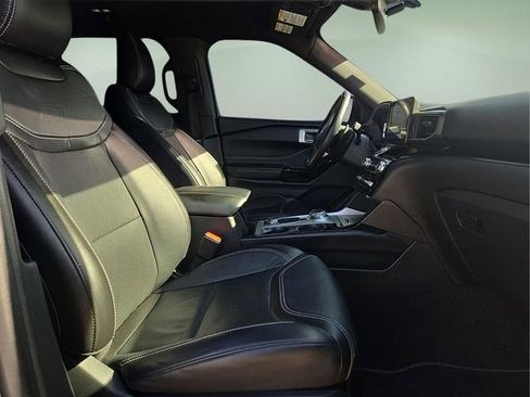 Used 2022 Ford Explorer ST w/ Equipment Group 401A image 14