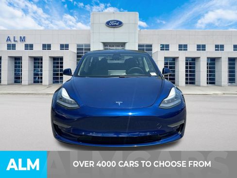Used 2020 Tesla Model 3 Standard Range Plus RWD image 2
