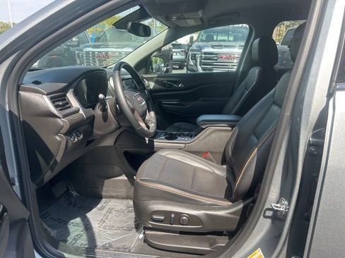 Used 2023 GMC Acadia AT4 w/ Trailering Package AWD/4WD image 12