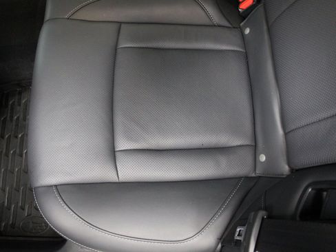 Used 2022 Subaru Outback Limited w/ Popular Package #2 image 21