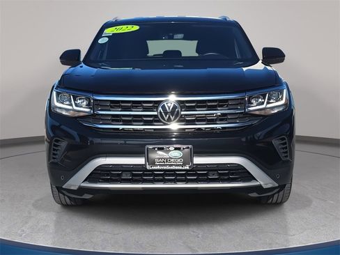 Used 2022 Volkswagen Atlas Cross Sport SE image 3