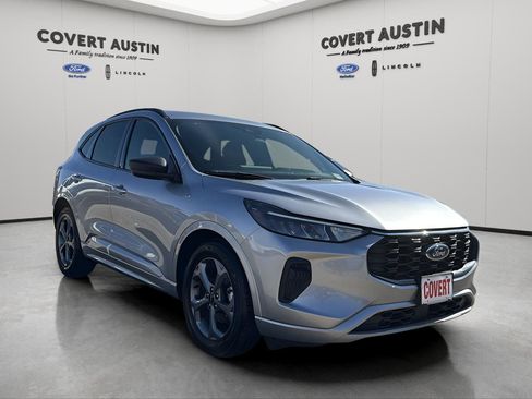 Used 2023 Ford Escape ST-Line w/ Tech Pack #1 image 7