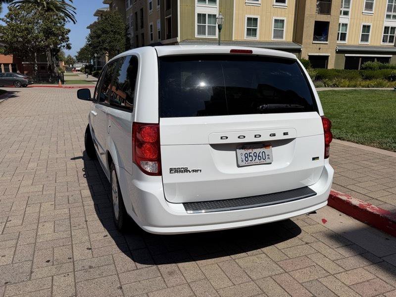 Used 2016 Dodge Grand Caravan SE w/ Quick Order Package 29E SE FWD image 4