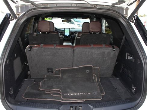 Certified 2022 Ford Explorer Platinum w/ Equipment Group 601A image 24