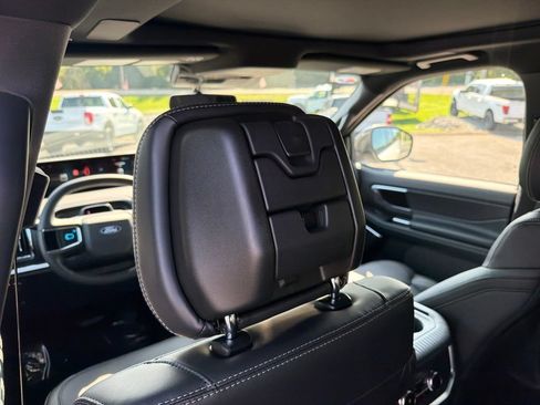 New 2027 Ford Expedition Max Platinum w/ Stealth Appearance Package AWD/4WD image 14