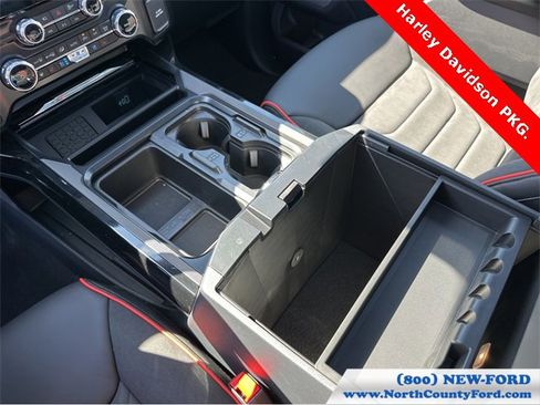 New 2026 Ford F250 Lariat w/ Black Appearance Package image 34