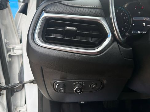 Used 2021 Chevrolet Equinox Premier w/ Redline Edition FWD image 21