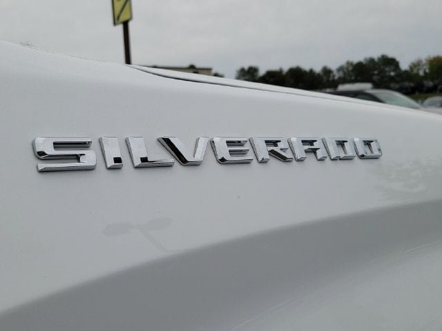 Used 2024 Chevrolet Silverado 1500 Custom AWD/4WD image 7