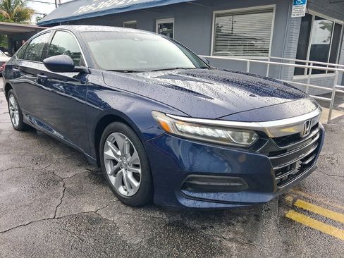 Used 2018 Honda Accord LX image 5