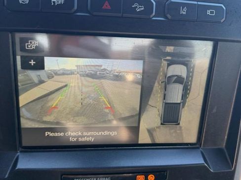 Used 2019 Ford F250 Lariat image 18