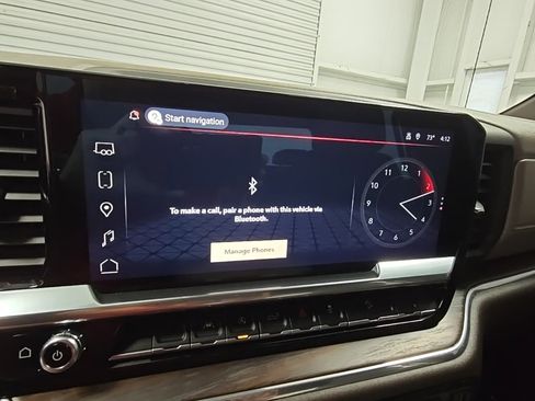 Used 2023 GMC Sierra 1500 SLT w/ SLT Premium Package image 16