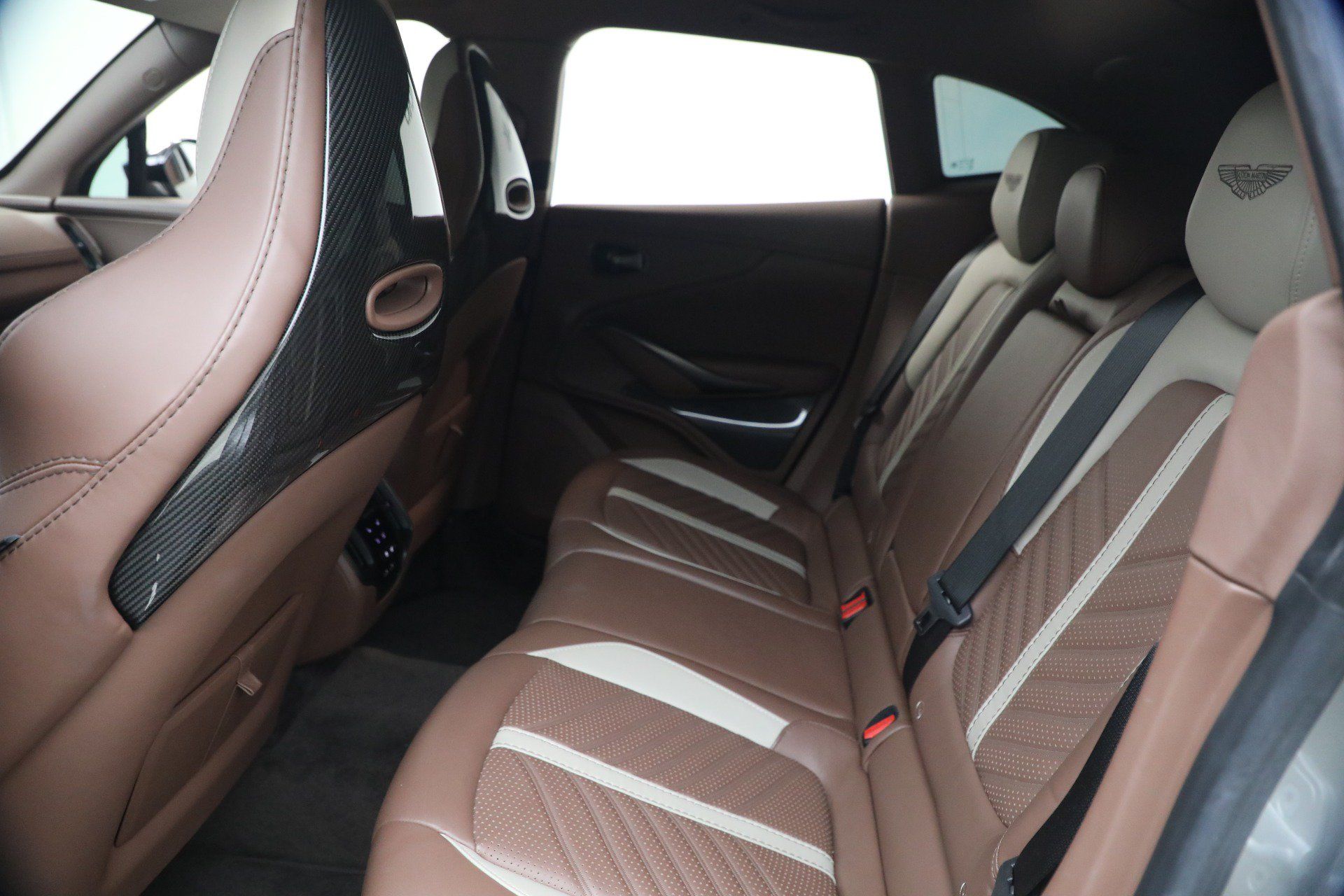 Used 2023 Aston Martin DBX 707 AWD/4WD image 22