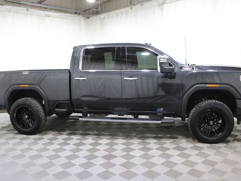 Used 2020 GMC Sierra 2500 Denali w/ Denali Ultimate Package image 30