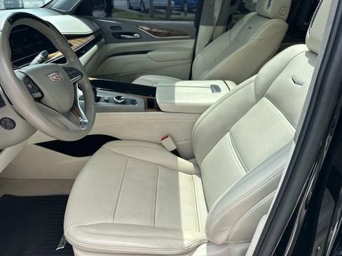 Certified 2024 Cadillac Escalade Sport Platinum RWD image 19