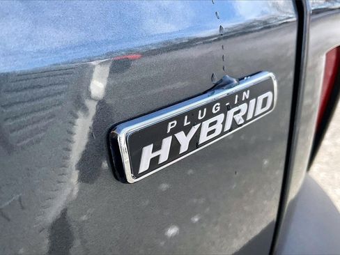 Used 2025 Ford Escape SE image 23