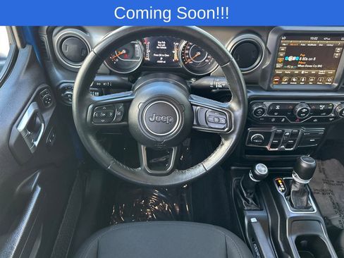 Used 2022 Jeep Gladiator Sport AWD/4WD image 15