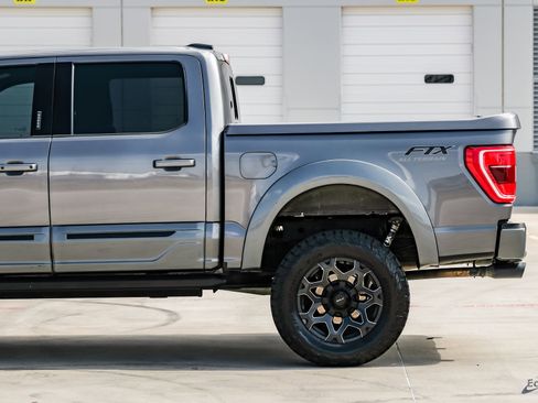 Used 2022 Ford F150 XLT w/ Equipment Group 302A High image 7