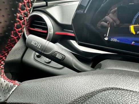 Used 2024 Chevrolet Trax RS w/ Driver Confidence Package image 26