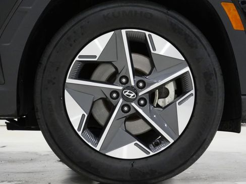 Used 2025 Hyundai Tucson SEL FWD image 9