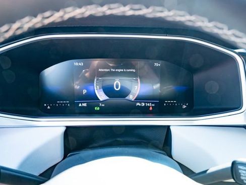 New 2026 Volkswagen Taos SE FWD image 20