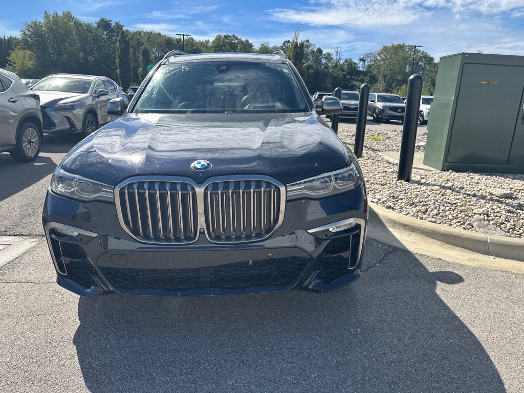Used 2020 BMW X7 M50i w/ Executive Package AWD/4WD image 12