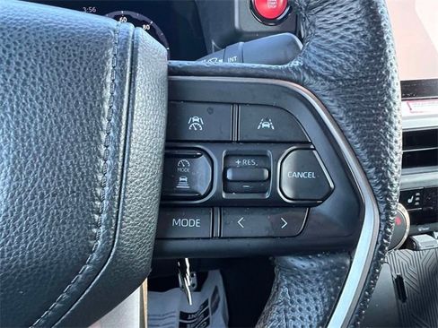 Used 2024 Toyota Tacoma TRD Sport image 25