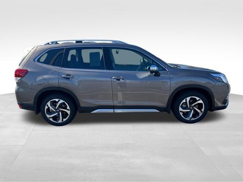 Used 2022 Subaru Forester Touring w/ Popular Package #3 AWD/4WD image 7