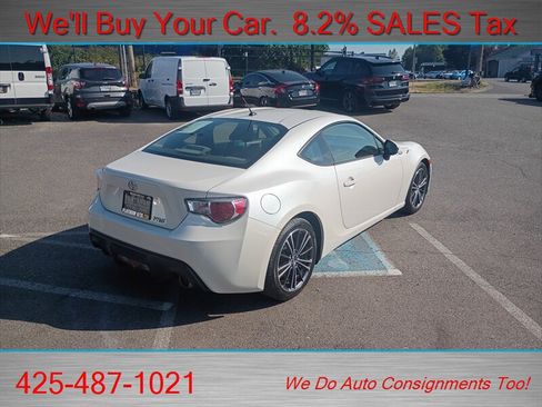 Used 2013 Scion FR-S RWD image 6