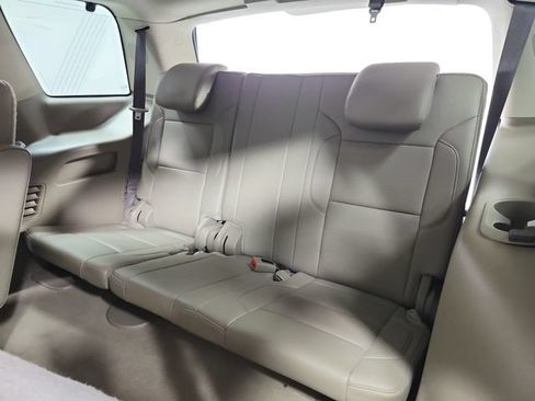 Used 2019 Chevrolet Tahoe LT RWD image 36