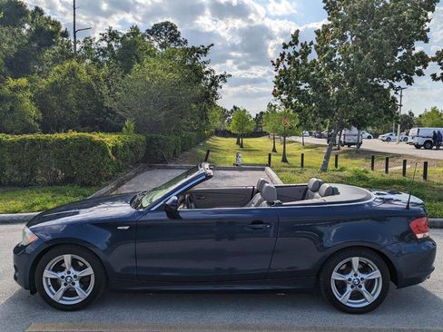 Used 2012 BMW 128i Convertible image 3