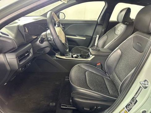 Used 2025 Kia K4 GT-Line w/ GT-Line Sunroof Package image 11