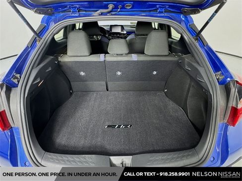 Used 2020 Toyota C-HR XLE image 24