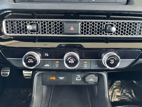 Used 2022 Honda Civic Sport image 15